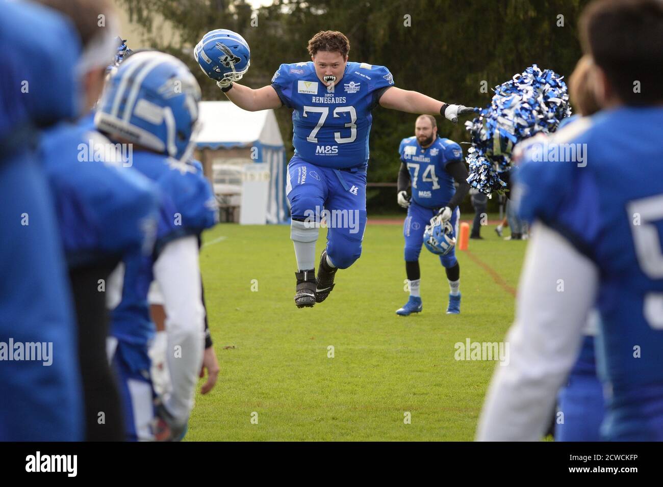 27.09.2020 - SAFV Swiss Cup 2020 - Zürich Renegades vs Basel Gladiators - Renegades' Center Timmy Schmid bei der Spielerpräsentation Stockfoto