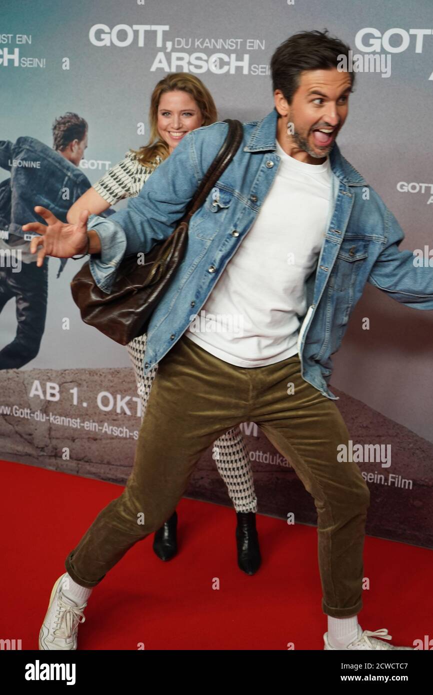 Gott Du Kannst Ein Film Rtl Wiederholung Berlin, Deutschland. September 2020. Die Schauspieler Tom Beck und