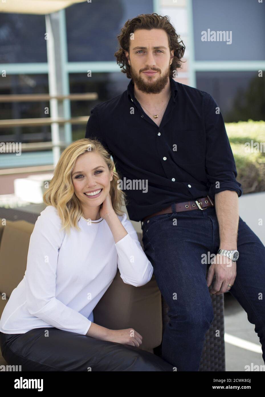 Elizabeth Olsen And Aaron Taylor Johnson Stockfotos Und Bilder Kaufen Alamy