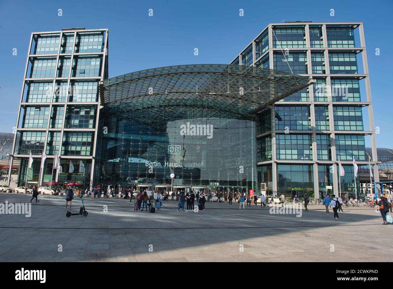 Berlin, Deutschland,Deutschland,Hauptstadt, Hauptstadt, Hauptbahnhof, Bahnhof, Gebäude, Cube 3, Stockfoto