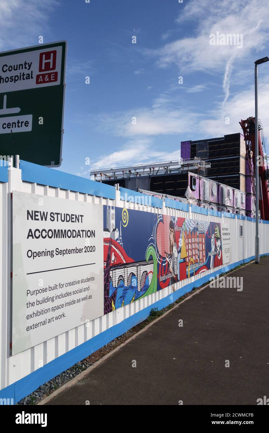 Neue Studentenunterkunft für Hereford College of Arts (HCA) im Bau, mit vorgefertigten modularen Pads, Herefordshire, Großbritannien Stockfoto