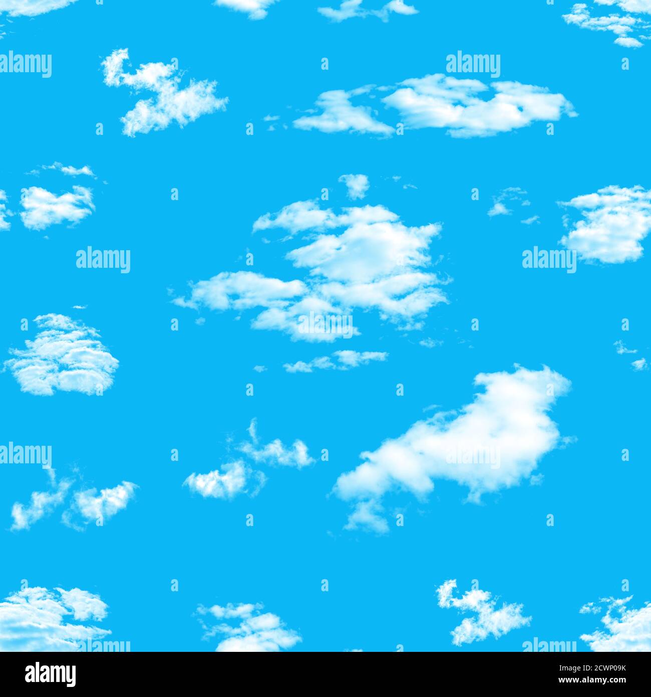 Nahtloses Muster. Blauer Himmel mit weißen Wolken Stockfoto