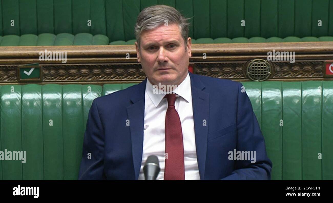 Der Labour-Vorsitzende Sir Keir Starmer bei den Fragen des Premierministers im Unterhaus, London. Stockfoto