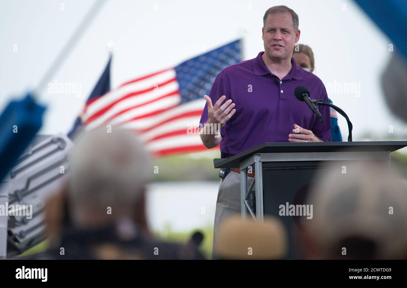 Mars 2020 Beharrlichkeit Prärelaunch NASA-Administrator Jim Bridenstine beantwortet Fragen aus den Medien während einer Pressekonferenz vor dem Start des Mars 2020 Beharrlichkeit Rover der NASA, Mittwoch, 29. Juli 2020, im NASA Kennedy Space Center in Florida. Der Perseverance Rover ist Teil des Mars Exploration Program der NASA, einem langfristigen Projekt zur robotischen Erkundung des Roten Planeten. Die Markteinführung ist für Donnerstag, den 30. Juli, geplant. Stockfoto