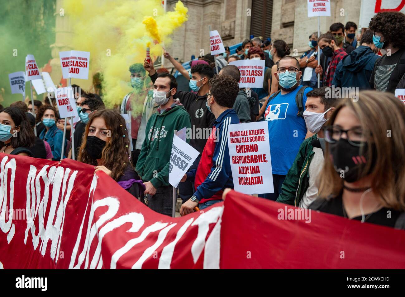 Rom, Italien, 25/09/2020: Studenten bei Kundgebung gegen italienische Bildungspolitik. © Andrea Sabbadini Stockfoto
