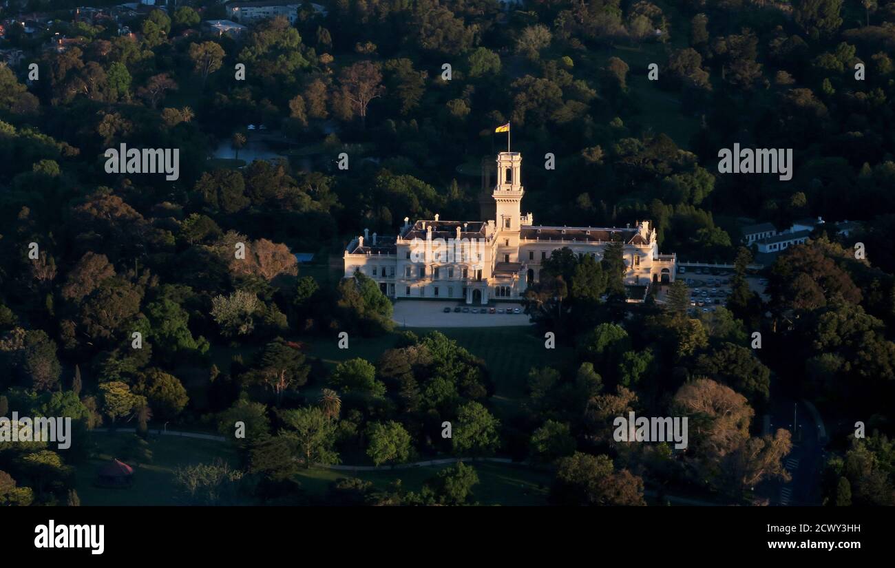 Melbourne Australien; Heritage Architecture, Government House in Domain Gardens Melbourne . Stockfoto
