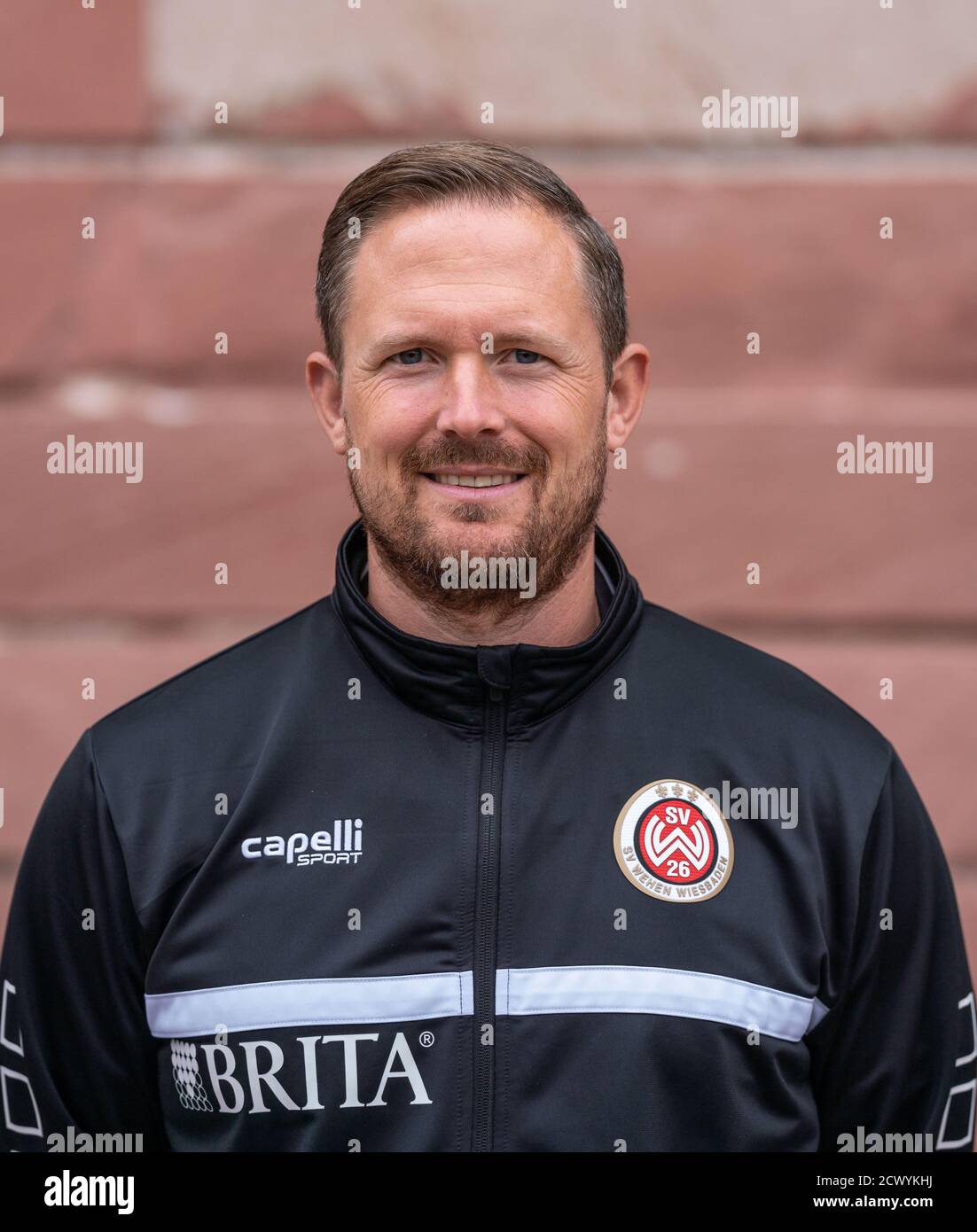 Wiesbaden, Deutschland. September 2020. Teamfoto des 3. Liga-Vereins SV Wehen Wiesbaden vor dem Jagdschloss Platte am Stadtrand von Wiesbaden: Athletics Coach Sebastian Wagener. Kredit: Frank Rumpenhorst/dpa/Alamy Live Nachrichten Stockfoto