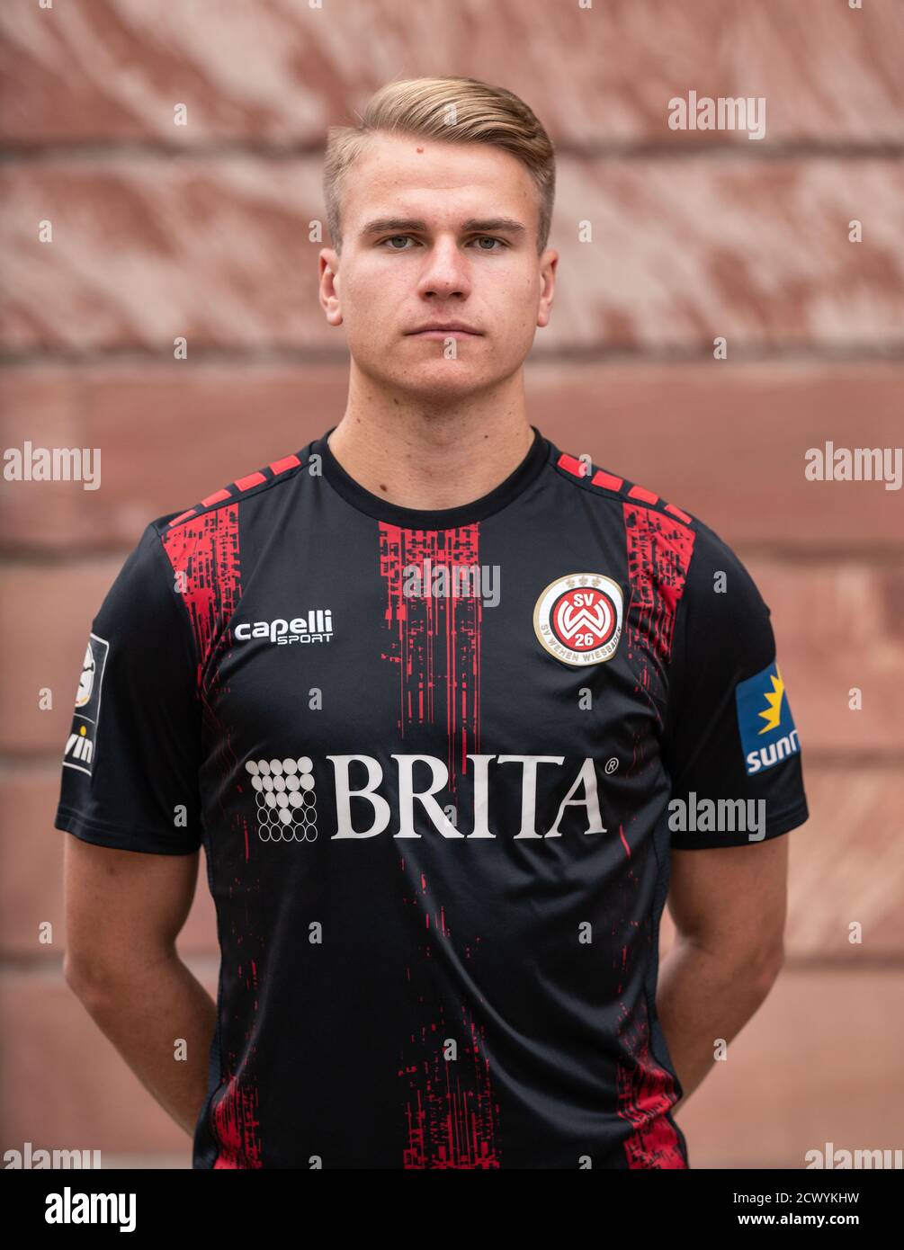 Wiesbaden, Deutschland. September 2020. Teamfoto des 3. Bundesligisten SV Wehen Wiesbaden vor der Jagdschloss Platte am Stadtrand von Wiesbaden: Florian Carstens. Kredit: Frank Rumpenhorst/dpa/Alamy Live Nachrichten Stockfoto