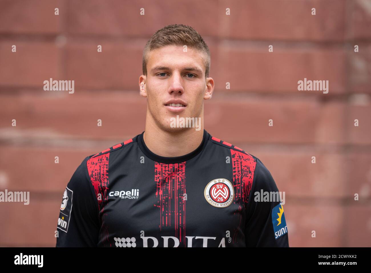 Wiesbaden, Deutschland. September 2020. Teamfoto des SV Wehen Wiesbaden vor dem Jagdschloss Platte am Stadtrand von Wiesbaden: Jakov Medic. Kredit: Frank Rumpenhorst/dpa/Alamy Live Nachrichten Stockfoto