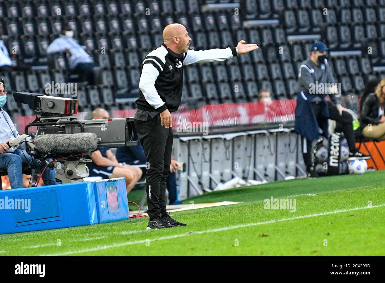 Dacia Arena Stadio Friuli Udine, udine, Italien, 30 Sep 2020, Vincenzo ITALIANO (Coach Spezia Calcio) während Udinese vs Spezia, italienische Fußball Serie A Spiel - Credit: LM/Alessio Marini/Alamy Live News Stockfoto