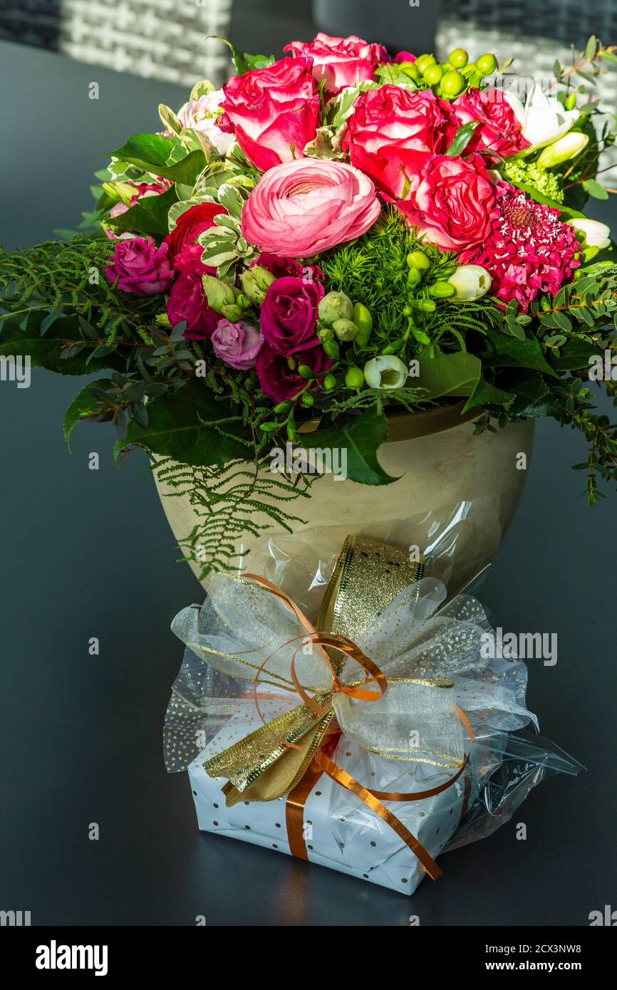 Natur, Pflanzen, Blumen, Blumenstrauß, Geburtstag, Geburtstagsstrauß