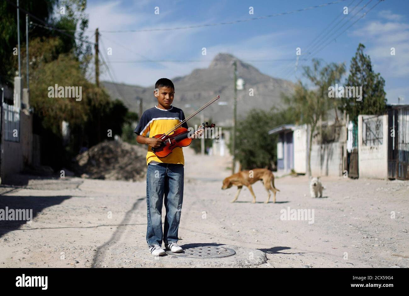 Street gangs mexico -Fotos und -Bildmaterial in hoher Auflösung – Alamy