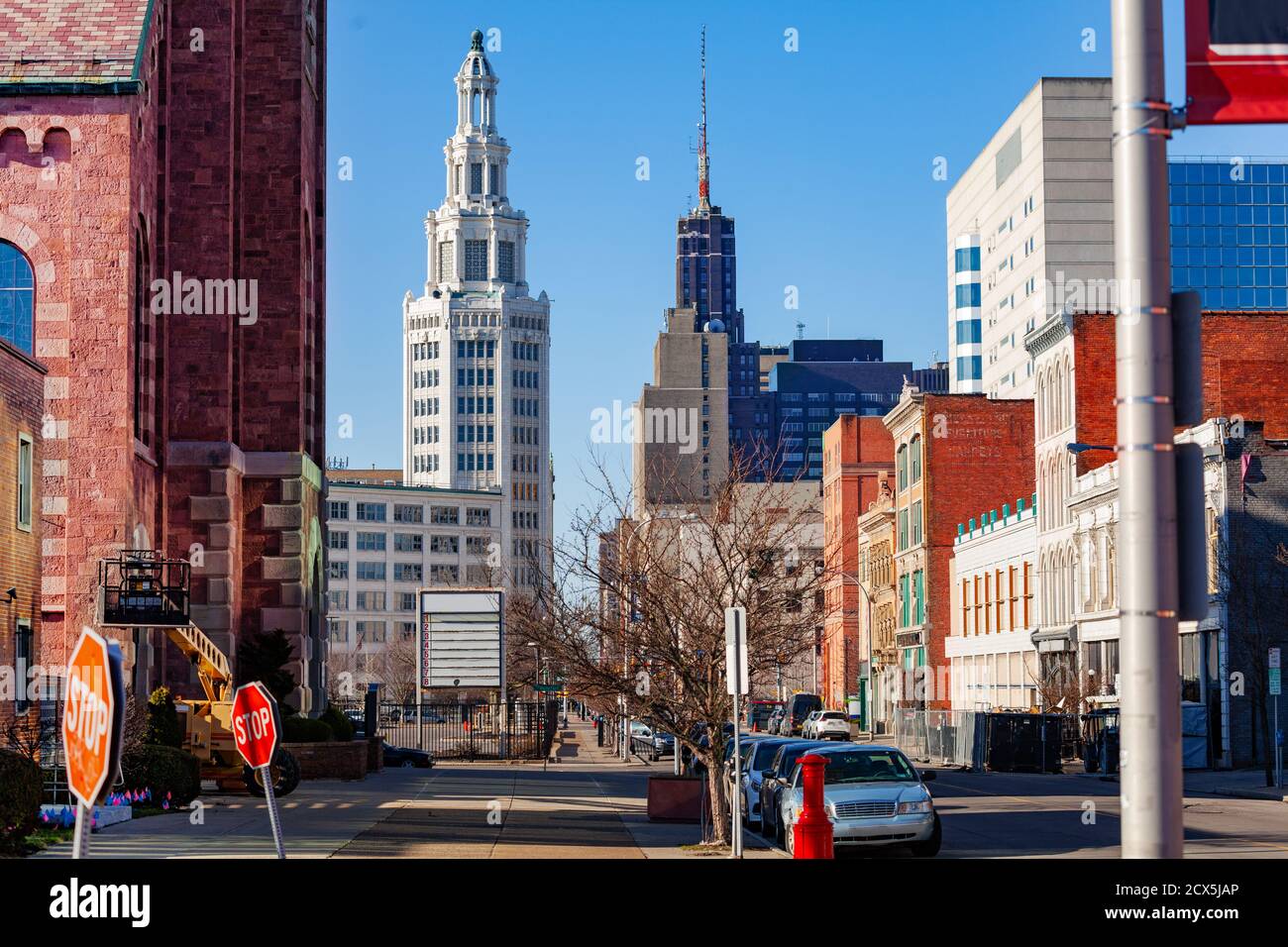 Sehen Sie Washington St von der Saint Michael Kirche in Buffalo, NY, USA Stockfoto