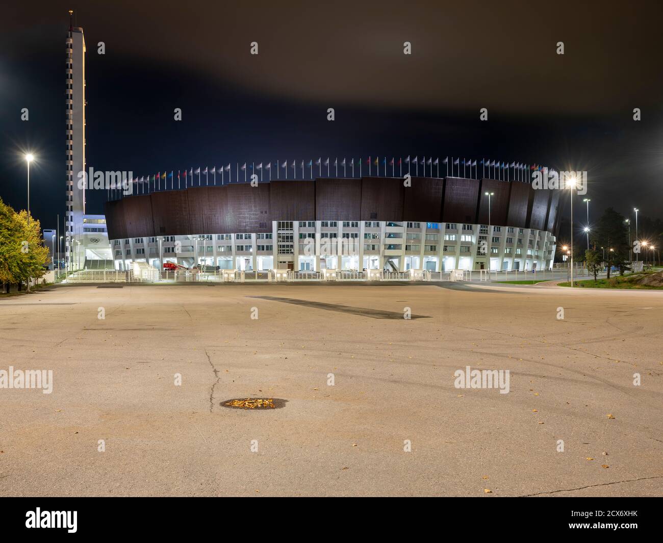Helsinki/Finnland - 30. SEPTEMBER 2020: Die mehrjährige Renovierung des Olympiastadions, das 1938 für die Olympischen Spiele in Helsinki erbaut wurde, wurde abgeschlossen Stockfoto