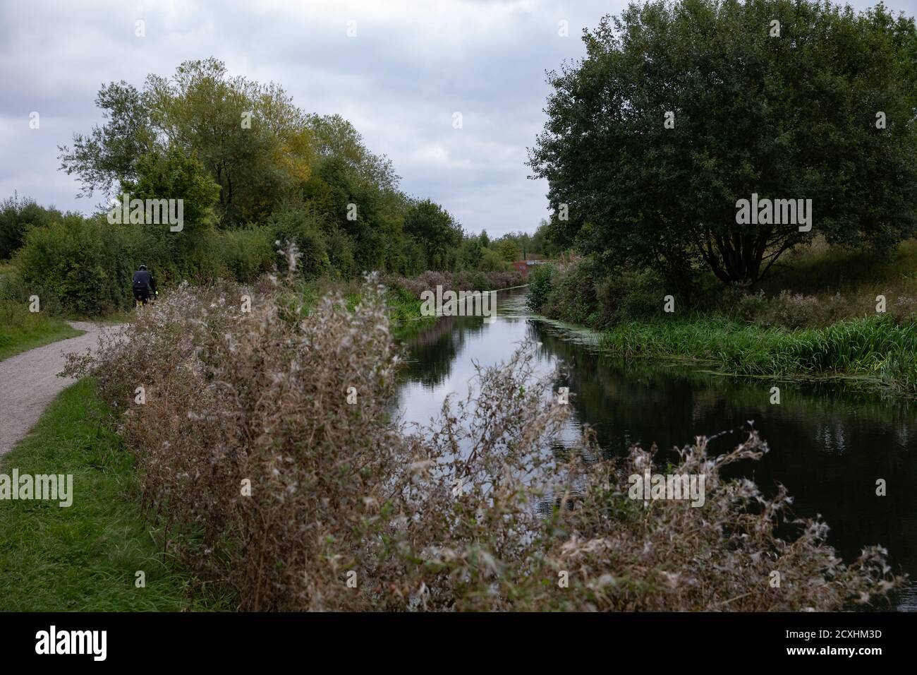 Chesterfield Canal an einem trüben und bewölkten Septembertag Stockfoto