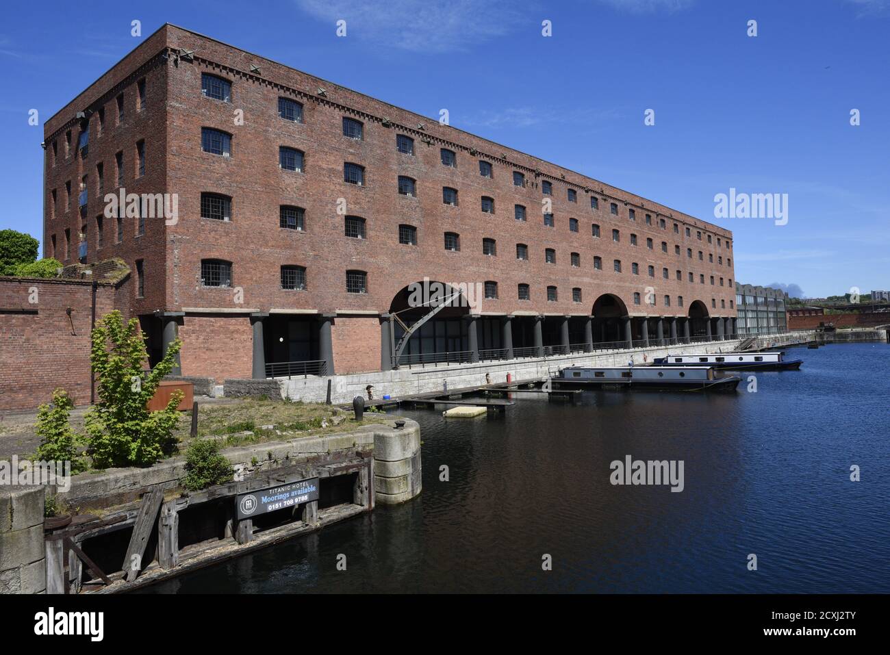 Titanic Hotel, Liverpool, England, Großbritannien. Teil der Sanierung des historischen Stanley Dock Komplexes. Stockfoto