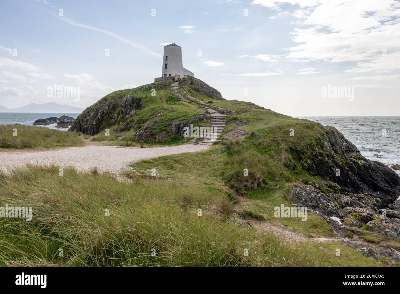Leuchtturm Tŵr Mawr, auf Llanddwyn Island, Anglesey, Wales Stockfoto