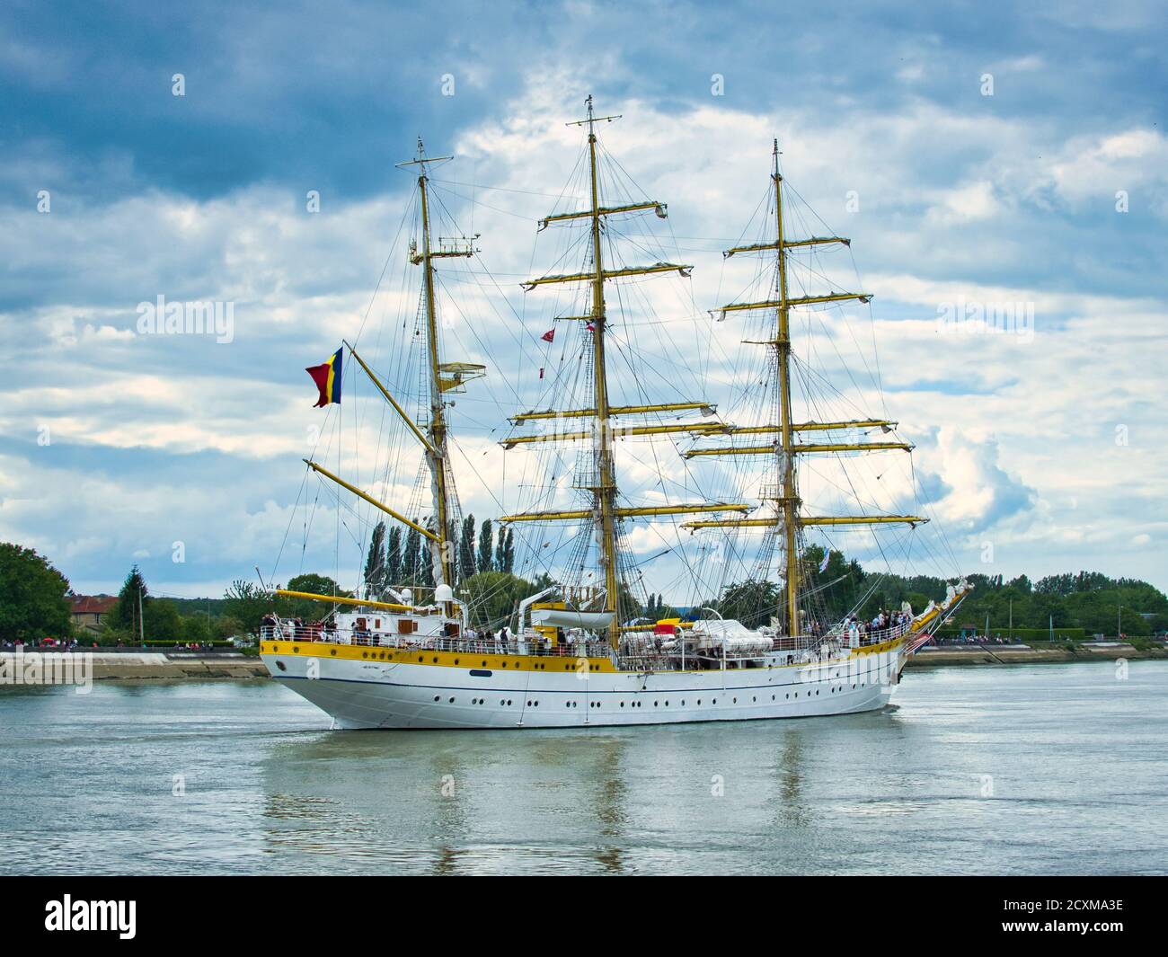 ROUEN, FRANKREICH - JUNI CIRCA, 2019. Drei Mast Barque Mircea aus Rumänien auf der seine für Armada internationale Ausstellung. Prinzessin von t genannt Stockfoto