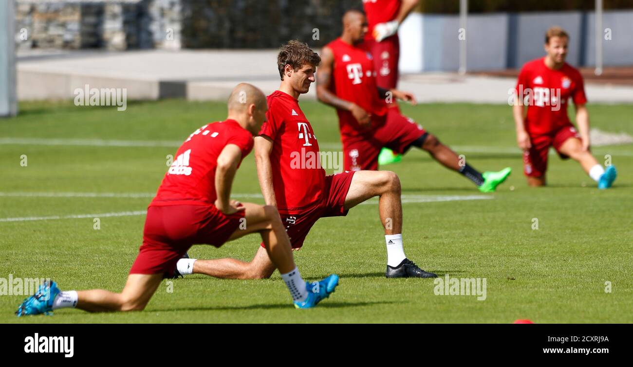 Bayern Munichs Thomas Mueller Stockfotos und -bilder Kaufen - Alamy