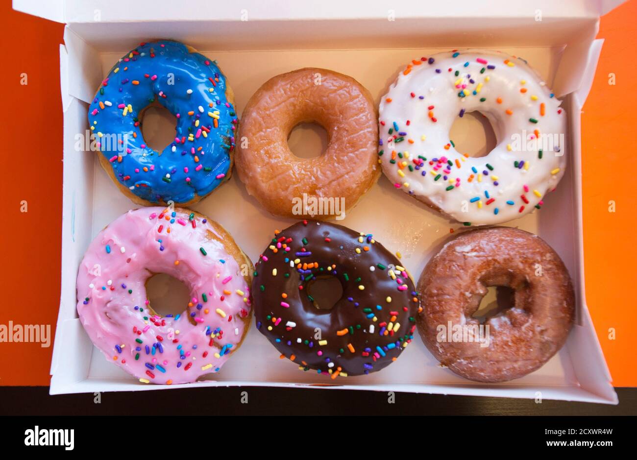Schachtel Dunkin Donuts Stockfotos Und Bilder Kaufen Alamy