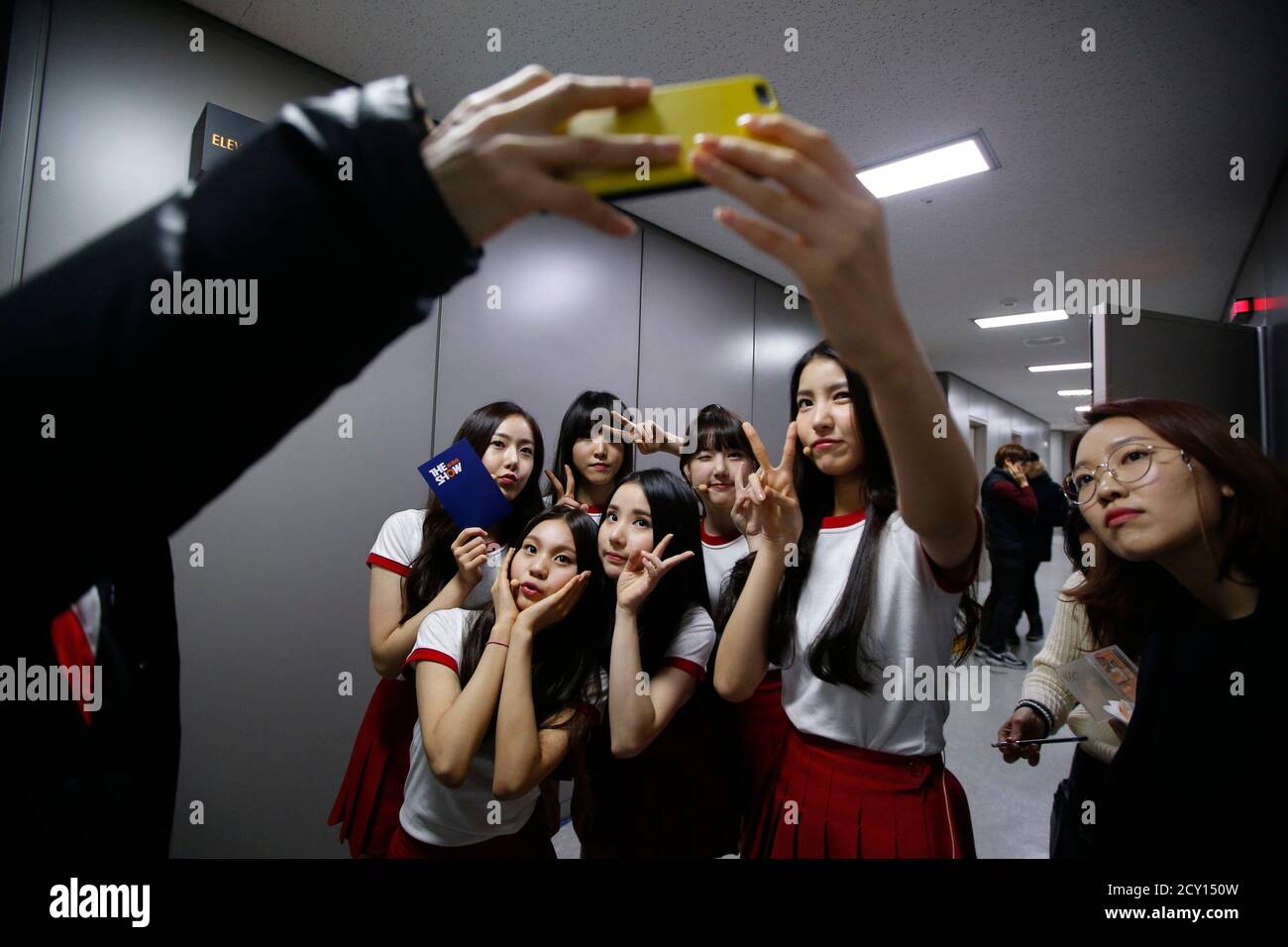 Gfriend Stockfotos Und Bilder Kaufen Alamy