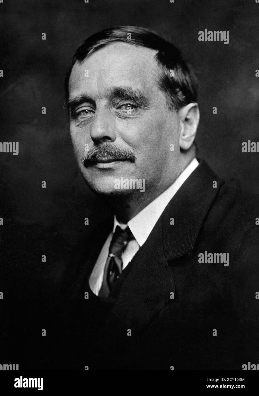 H. G. Wells. Porträt des englischen Schriftstellers Herbert George Wells (1866 -1946), von George Charles Beresford, 1920 Stockfoto