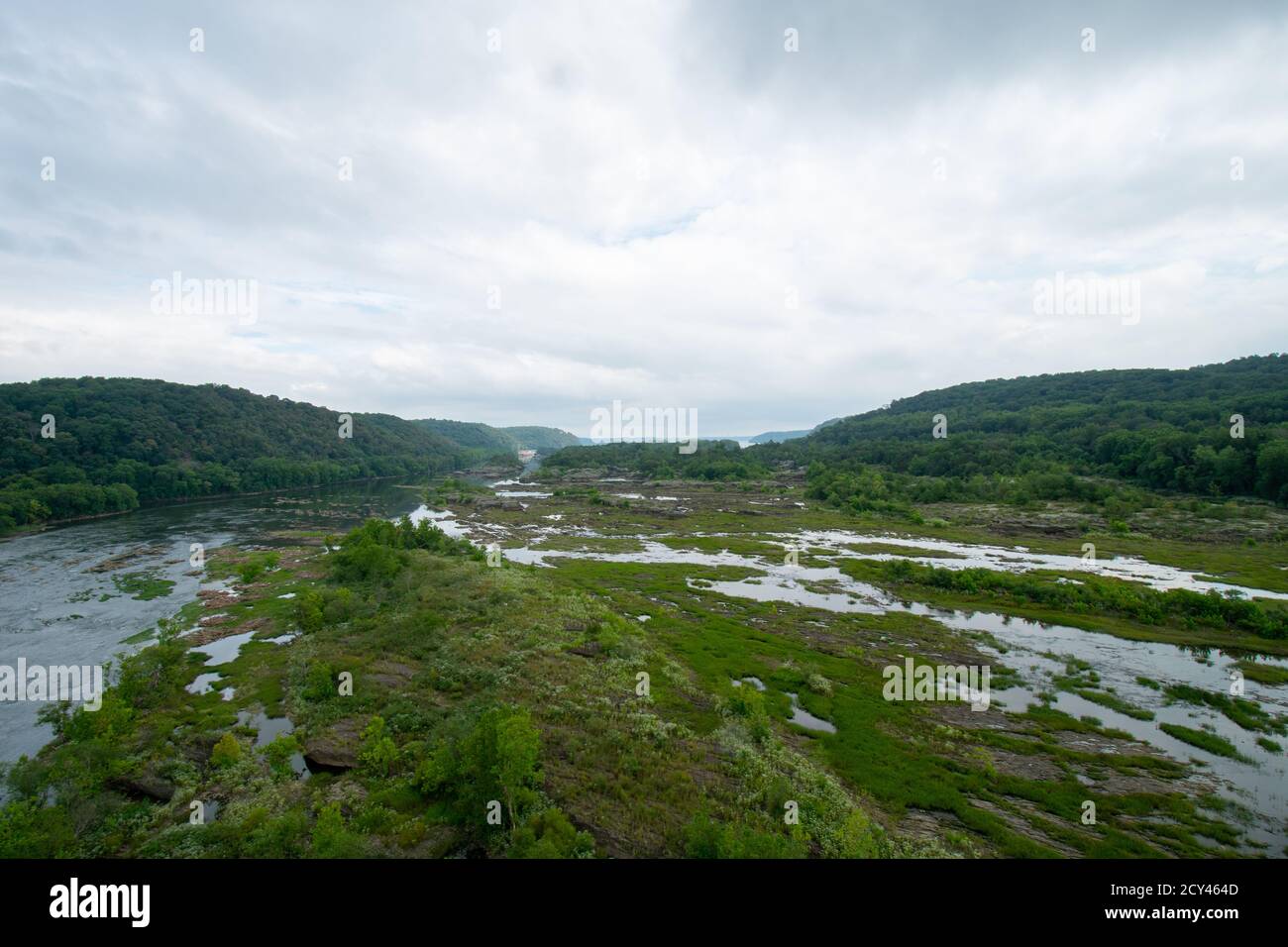 Ein Blick auf den Susquehanna River von hoch oben Die Norman Wood Bridge Stockfoto