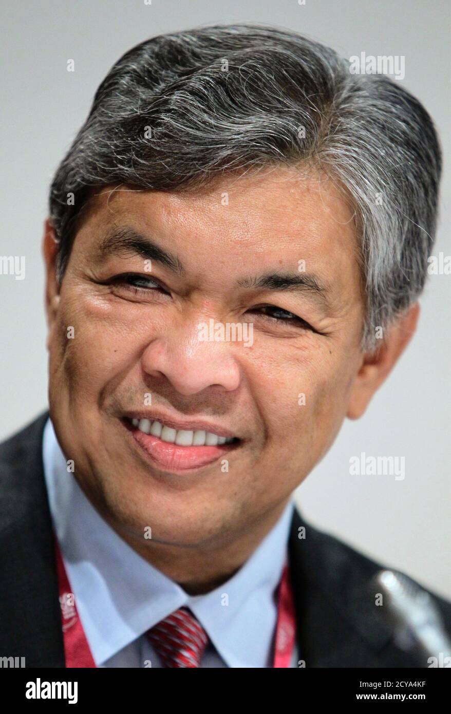 Malaysias Defence Minister Ahmad Zahid Hamidi Nimmt An Einer Plenarsitzung Des 11 Internationalen Institut Fur Strategische Studien Iiss Asien Security Summit The Shangri La Dialog In Singapur 3 Juni 2012 Reuters Tim Chong Singapur