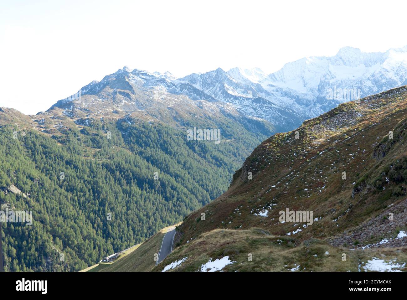 Weitwinkelaufnahme der Otztaler Alpen am 2020. September. Stockfoto