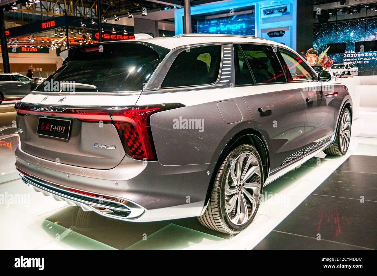 Hongqi E-HS9 Elektro-SUV auf der Beijing Auto Show 2020 gesehen. Stockfoto