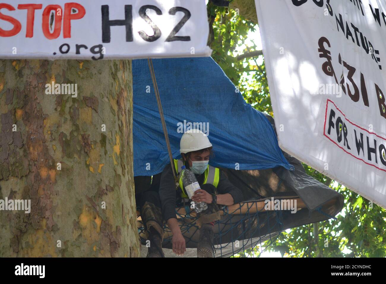 Anti-HS2-Hochgeschwindigkeits-Eisenbahnprotestanten in Leamington Spa Stockfoto