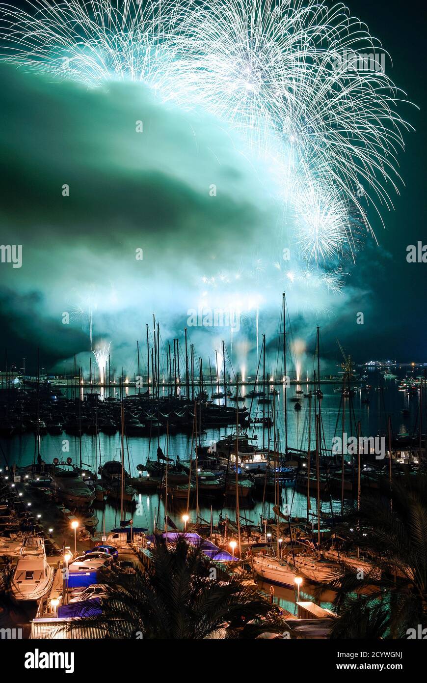 Fuegos artificiales. Fiestas de Sant Sebastia. Ciutat de Palma. Mallorca Balearen. España. Stockfoto