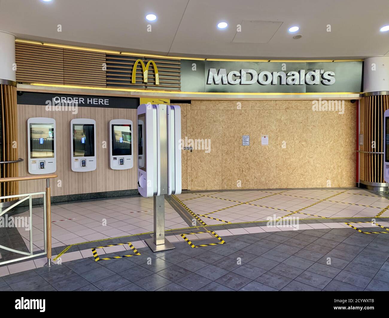 McDonalds während der Covid-Krise bei den Cambridge-Diensten aufgewirbelt. Stockfoto