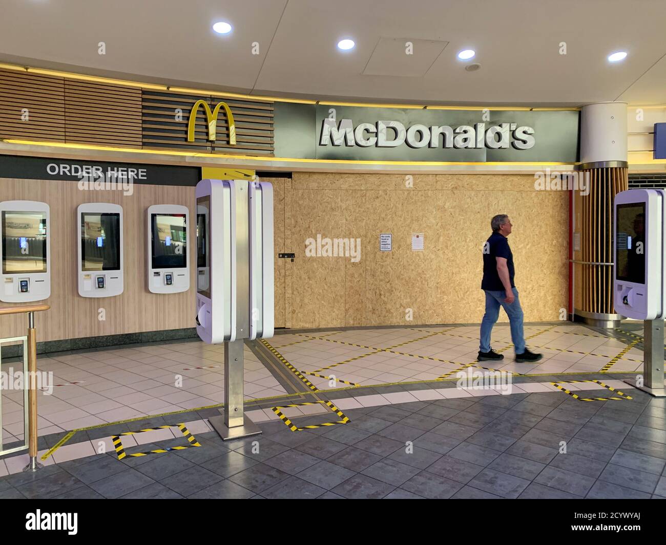 McDonalds während der Covid-Krise bei den Cambridge-Diensten aufgewirbelt. Stockfoto