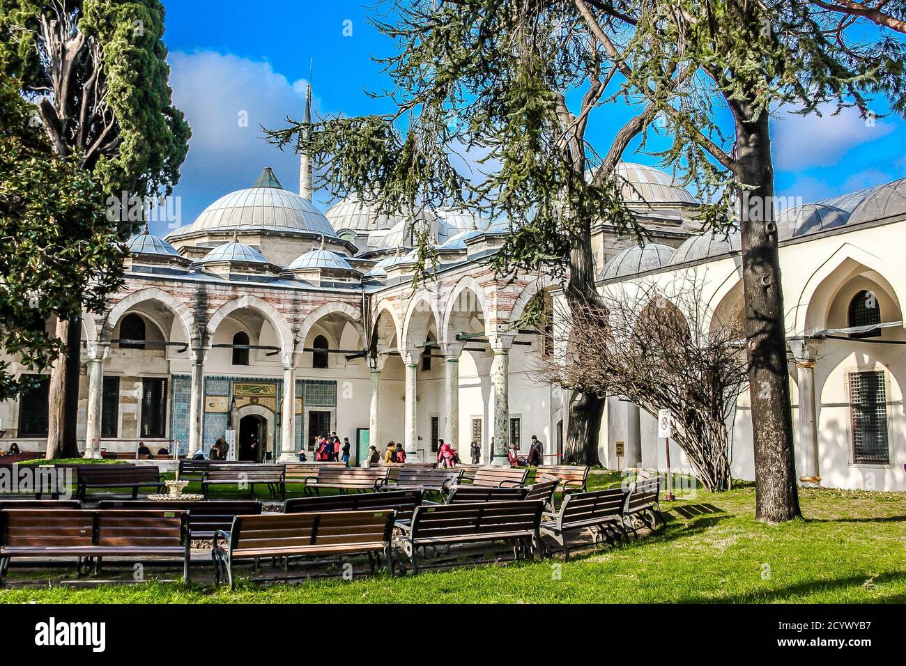 Der Hof des Topkapi-Palastes, der Hauptresidenz der osmanischen Sultane für 400 Jahre. Istanbul, Türkei Stockfoto