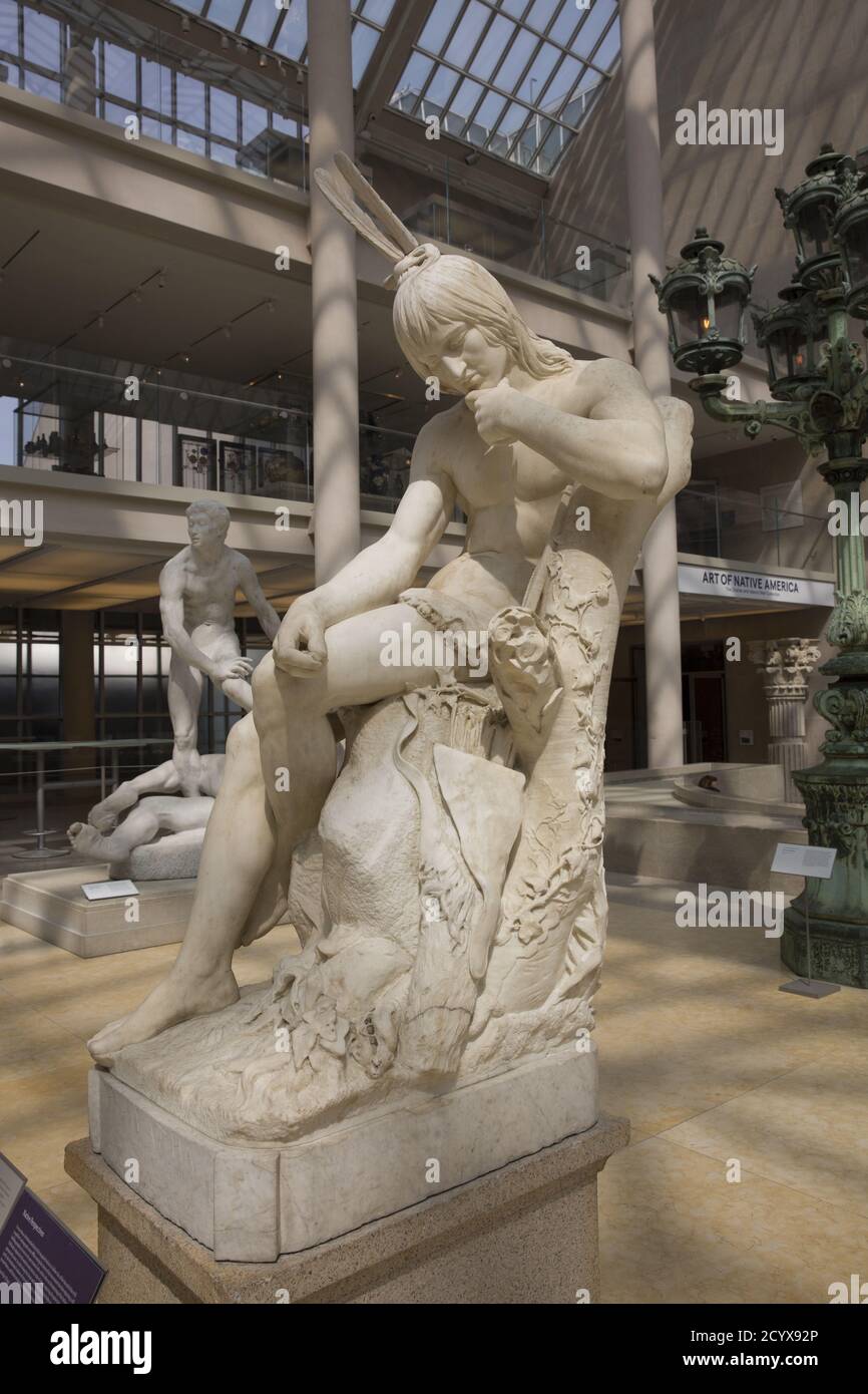 Hiawatha,1871-72, Augustus Saint-gaudens: Marmor 1874 Schnitzwerk. Die Arbeit wurde von Longfellow's epischem Gedicht "The Song of Hiawatha" inspiriert. Metropolitan Museum of Art, NYC. Stockfoto