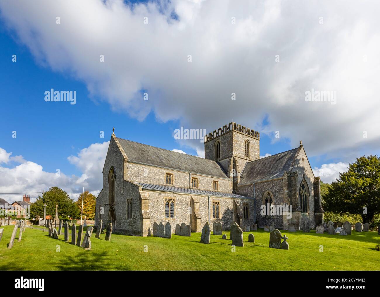Die Kirche St. Mary's in Great Bedwyn, einem Dorf im Osten von Wiltshire, Südengland Stockfoto