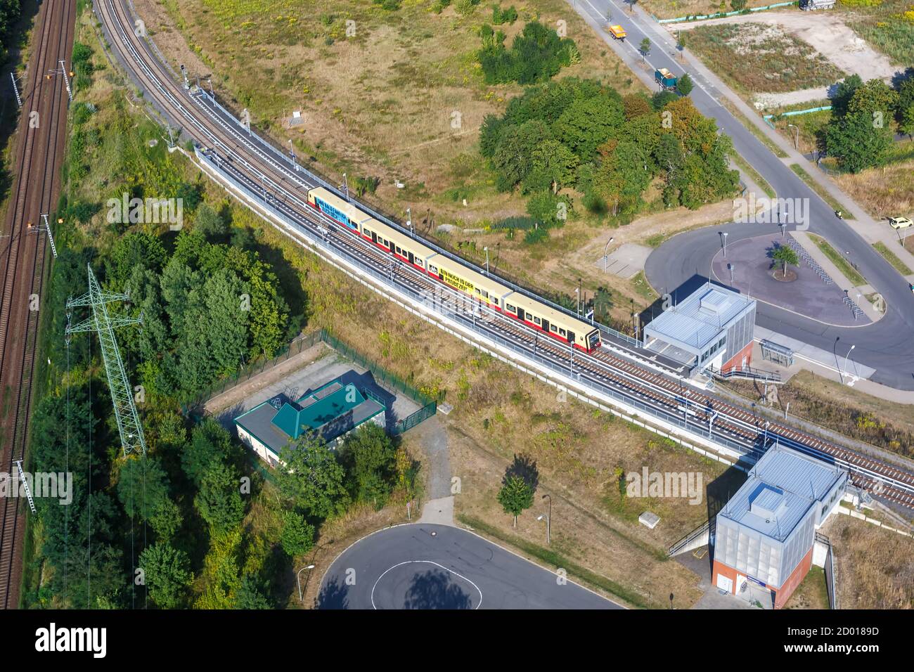 Berlin, Deutschland - 19. August 2020: S-Bahn Berlin S-Bahn Waßmannsdorf Bahnhof in Deutschland. Stockfoto
