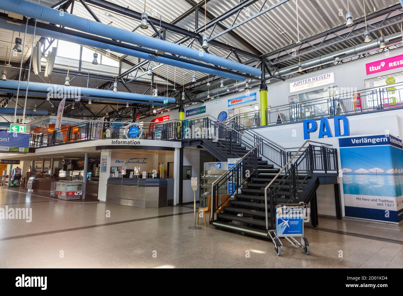 Ahden, 8. August 2020: FLUGHAFENGEBÄUDE Paderborn Lippstadt PAD Terminal in Deutschland. Stockfoto