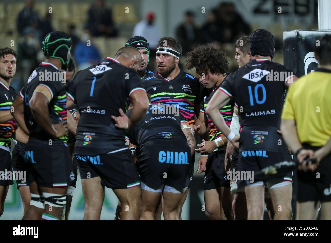 Parma, Italien. 2. Okt, 2020. parma, Italien, Sergio Lanfranchi Stadium, 02 Okt 2020, ZebreÃ¢â‚¬â„¢Team nach dem ersten Versuch, der von Cardiff während Zebre gegen Cardiff Blues erzielt wurde - Rugby Guinness Pro 14 - Credit: LM/Massimiliano Carnabuci Credit: Massimiliano Carnabuci/LPS/ZUMA Wire/Alamy Live News Stockfoto