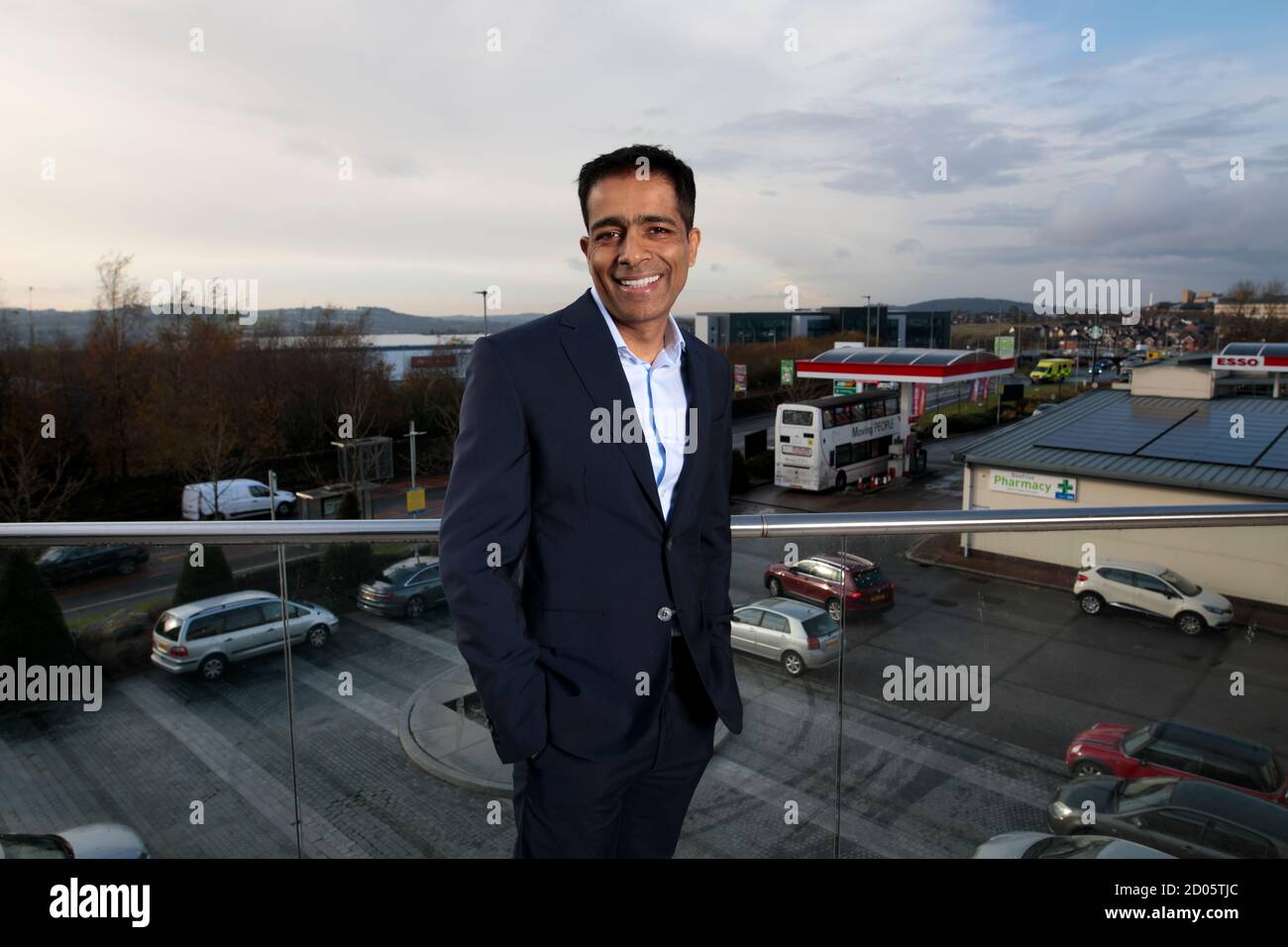 Bild zeigt EG-Mitgründer Mohsin Issa in Blackburn 13. Nov 2019. (Foto/Jon Super 07974 356-333) Stockfoto