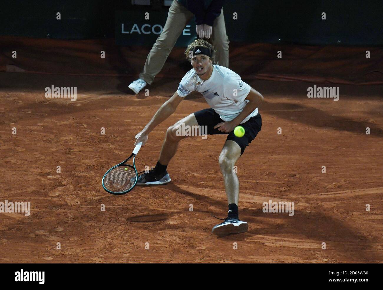 Paris, Frankreich. Oktober 2020. Roland Garros Paris French Open 2020 Tag 6 021020 Alexander Zverev (GER) gewinnt 3. Runde Kredit: Roger Parker/Alamy Live News Stockfoto