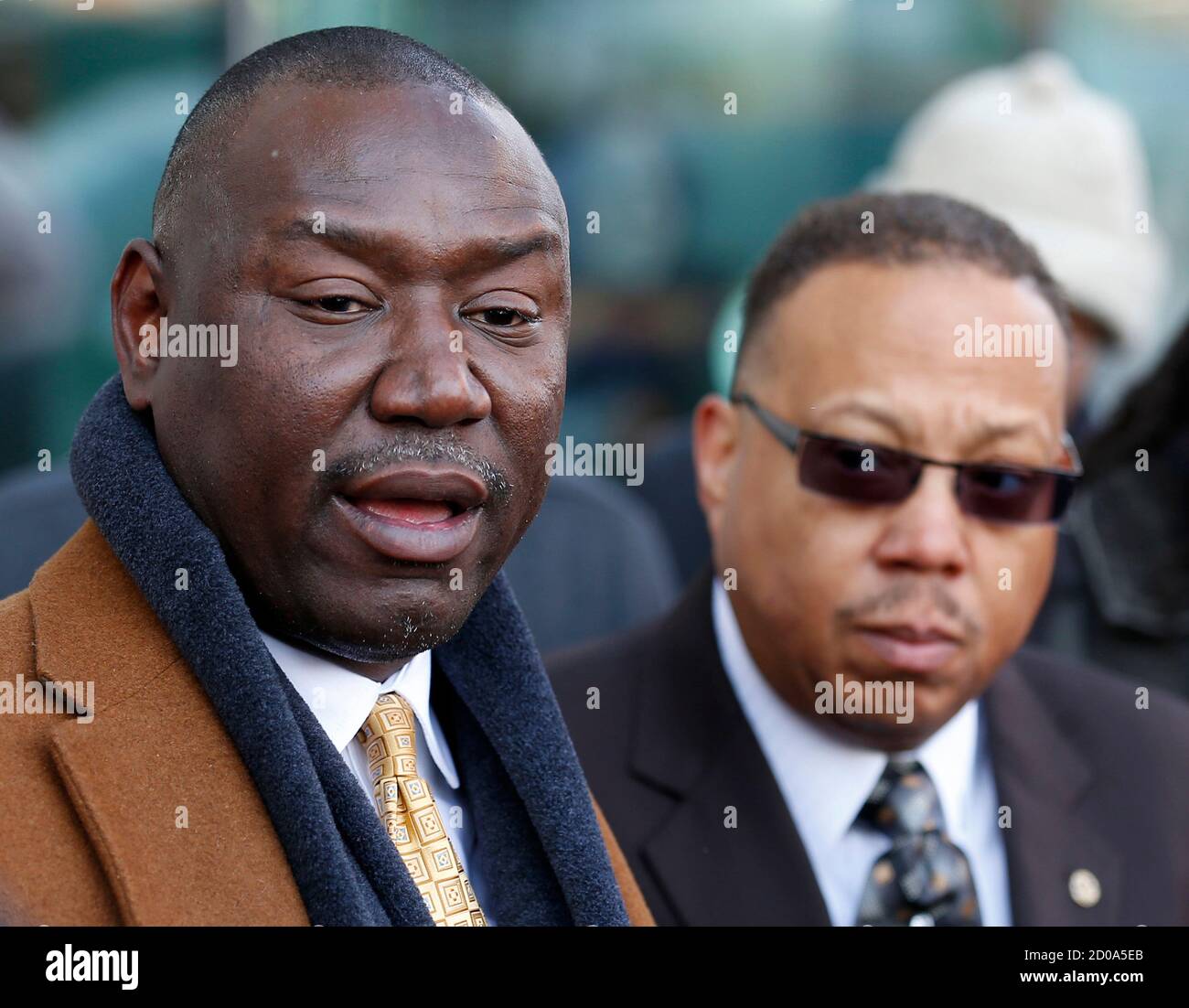 Michael Brown Familie Anwalte Benjamin Crump L Und Anthony Gray Sprechen Uber Den Prozess Der Grand Jury In Clayton Missouri 13 November 2014 Die Jury Wird Voraussichtlich Eine Entscheidung Daruber Ob Darren