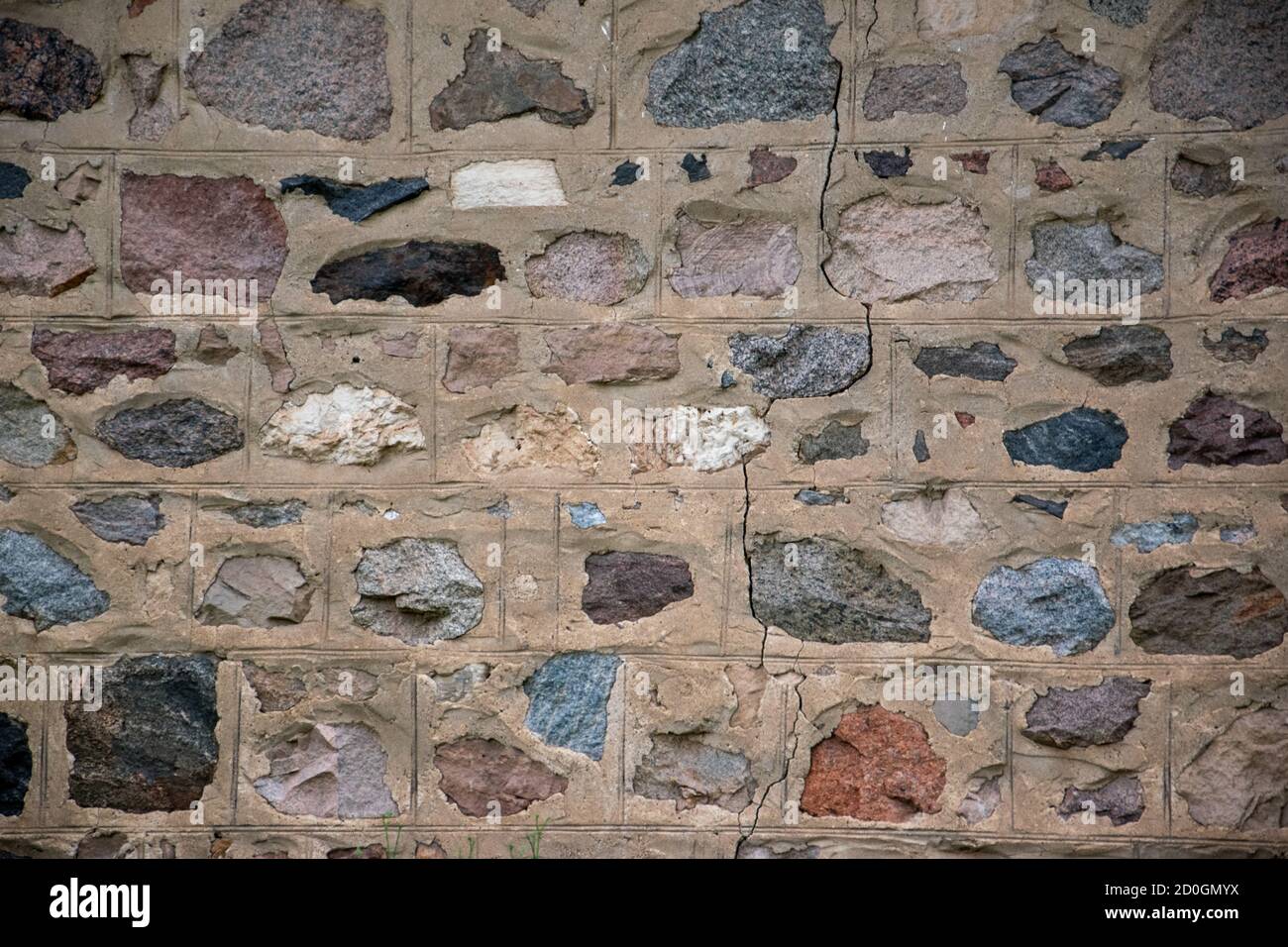 Feldsteinwandkonstruktion. Wolseley, Saskatchewan. Stockfoto