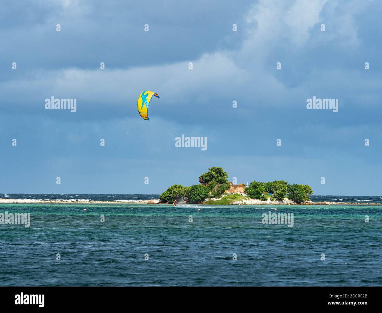Saint-Vincent und die Grenadinen Archipel von Inseln umgeben von türkisfarbenen WasserenUm diesen Archipel zu besuchen, sind Kreuzfahrten von Martinique aus möglich Stockfoto