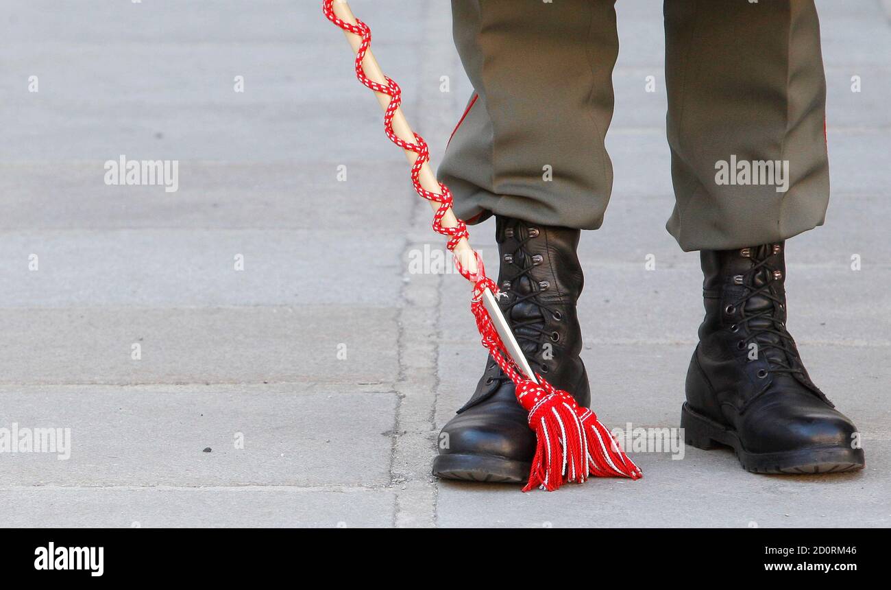 Stiefel des Mitglied des österreichischen Bundesheeres "Bundesheer" sind 7.  März 2011 in Wien gesehen. REUTERS/Lisi Niesner (Österreich - Tags:  Politik, Militär Stockfotografie - Alamy