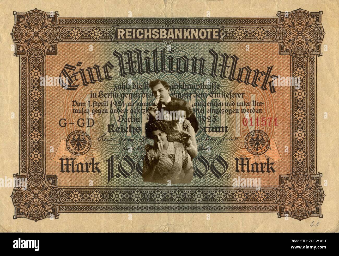 Gruppe schoss zwei Frau und einen Mann Champagner trinken, eine Million Mark, Galgen Humor, Inflation, Geschichte Montage, Originalbild 1923, Hyperinflati Stockfoto