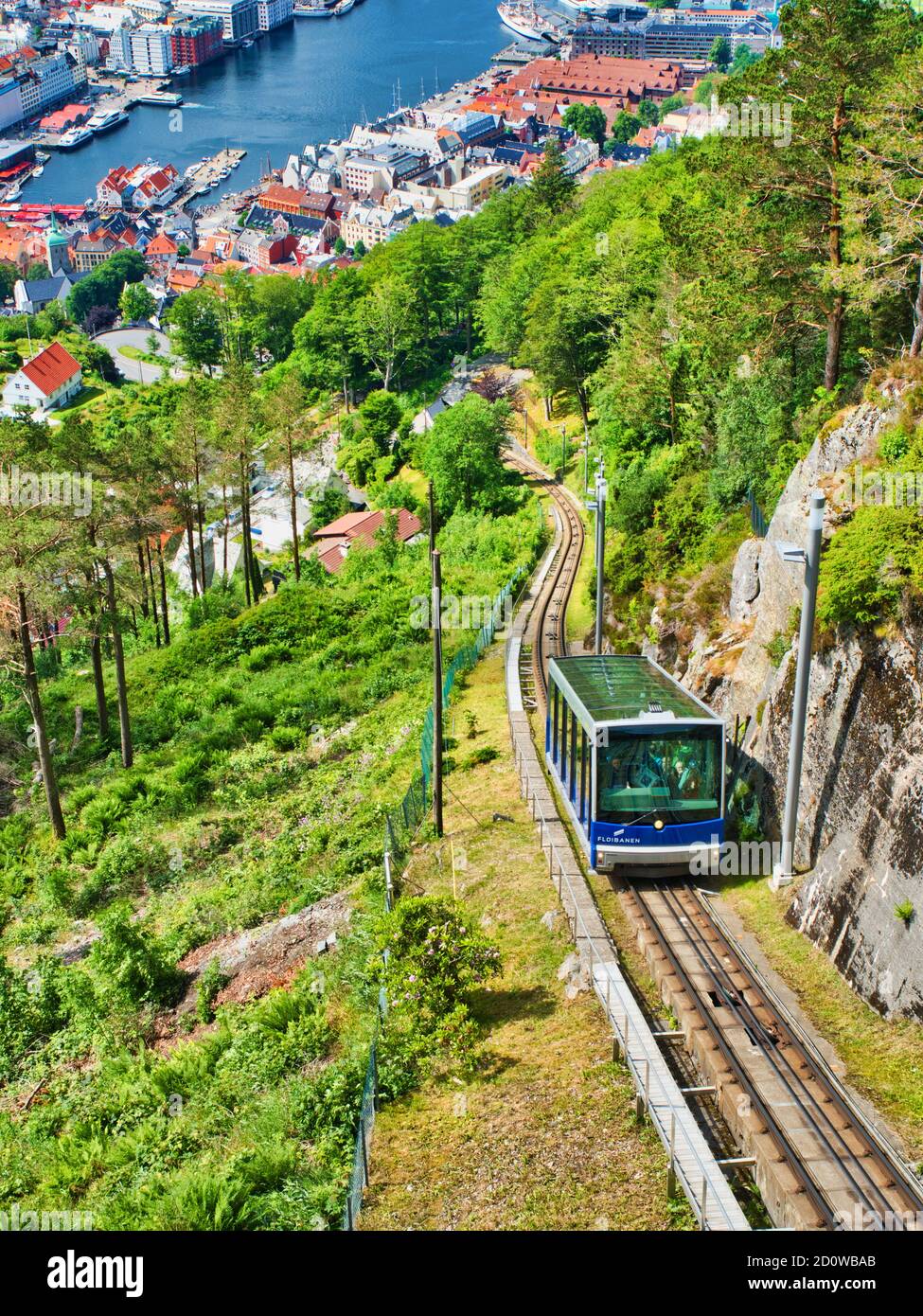 Bergen, Norwegen - Juni 2016: Standseilbahn Floibanen in Bergen Stockfoto