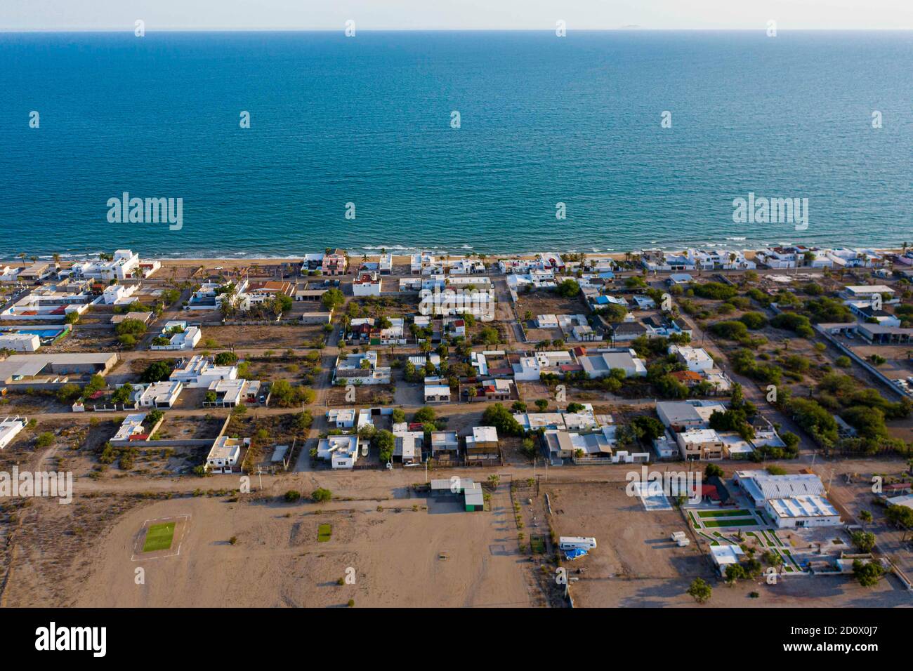 Luftaufnahme von Kino oder Kino Bay, Sonora, Mex im Golf von Kalifornien. kino Strand, pazifischer Ozean, Meer von Cortez Meer, Sand, Strand, Ozean, Tourist am Stockfoto