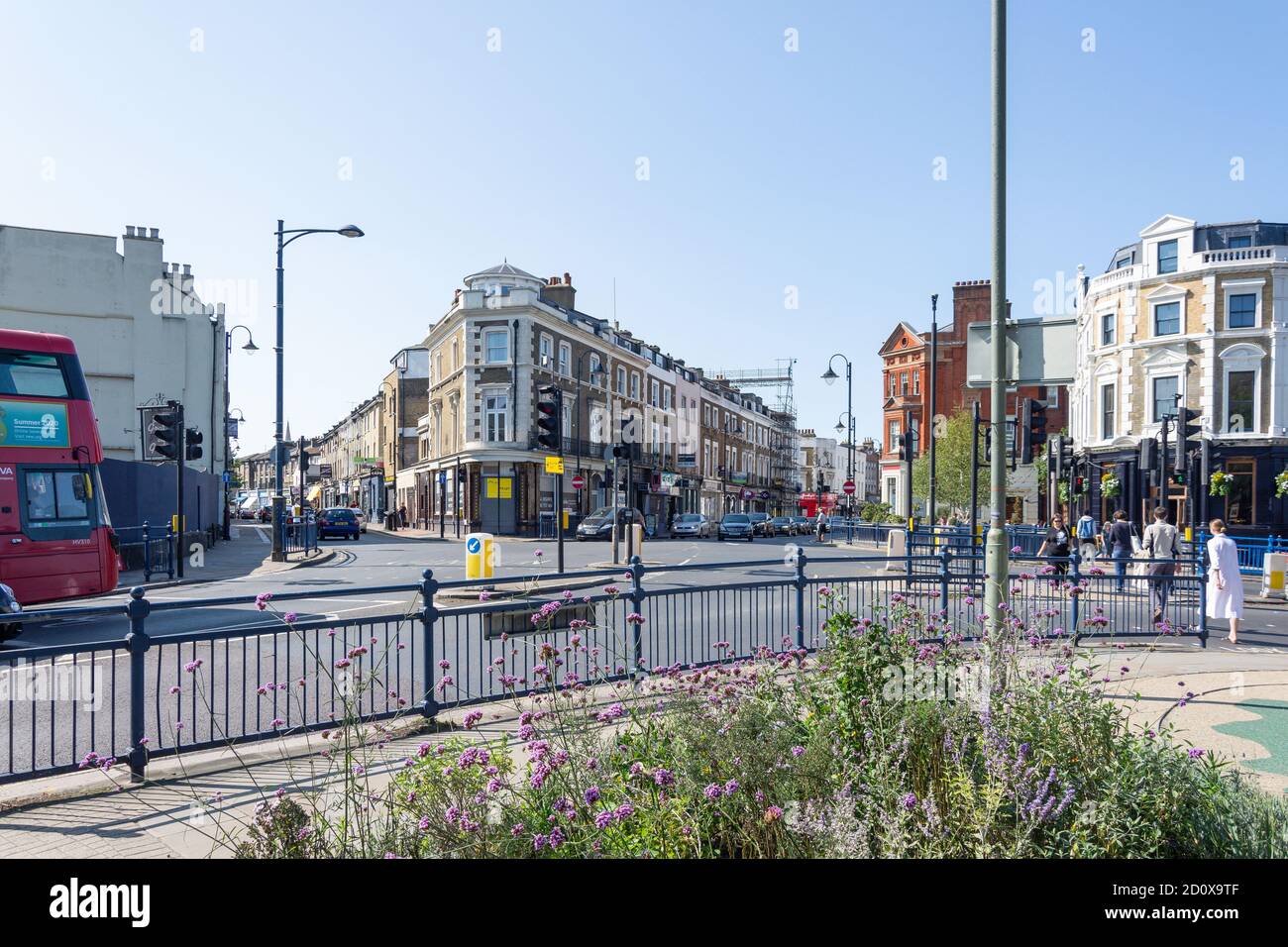 Westow Hill Kreuzung von Crystal Palace Park, Crystal Palace, London Borough of Bromley, Greater London, England, Großbritannien Stockfoto
